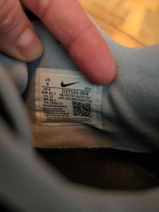 Nike mărimea 42.5 Giannis Immortality