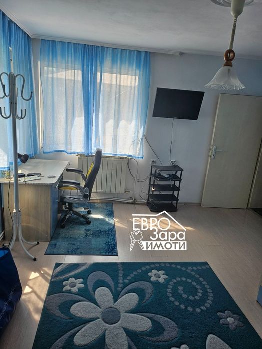 Двуетажна, обзаведена къща за продажба в гр.Гълъбово