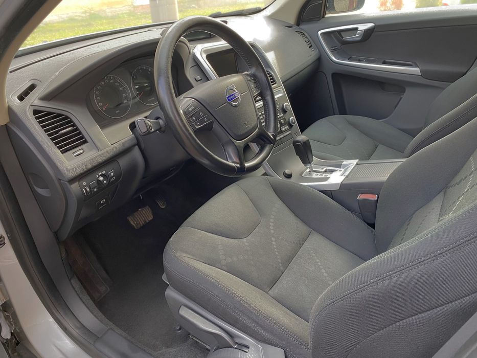 Volvo XC 60 • 2.0 D • Automat • Navi • Xenon • 5 cilindrii • Euro 5