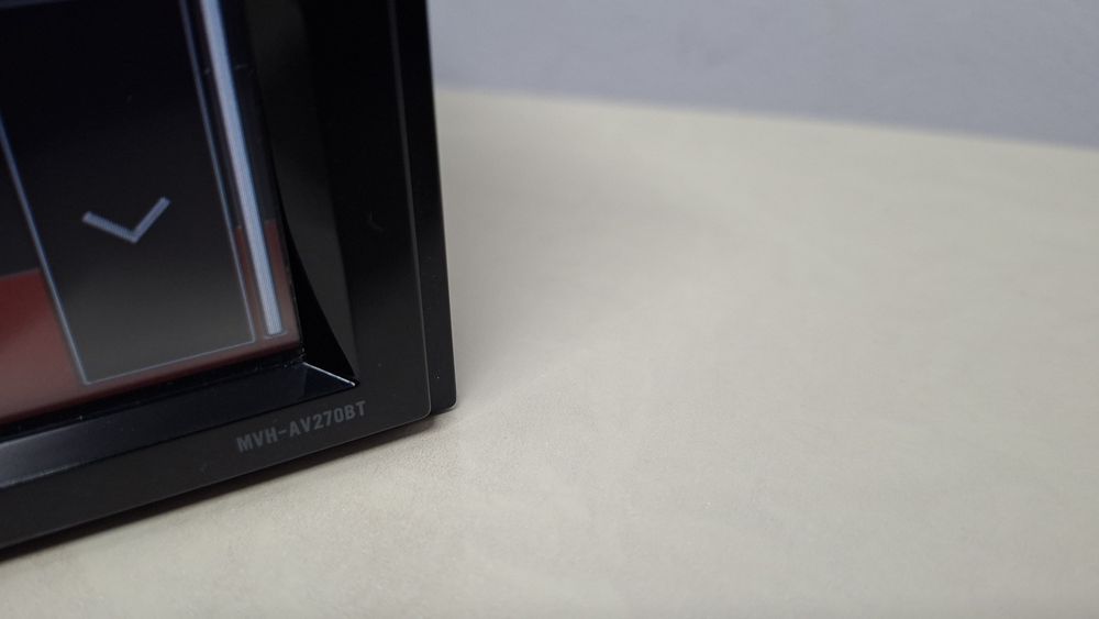 Radio casetofon Pioneer cu BT, USB 2-Din pt piese MVH Av270BT