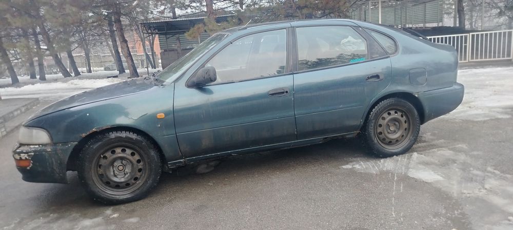 Таета каролла 1992