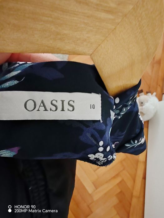 Rochie noua Oasis