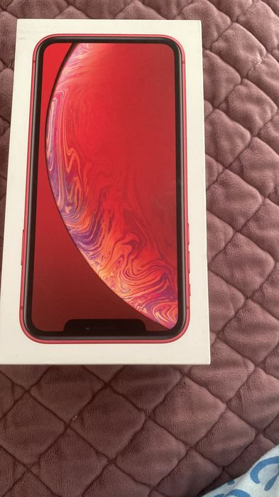 Коробки от айфона