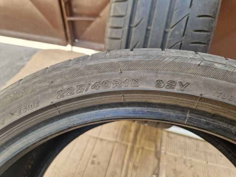 2 Bridgestone R18 225/40
летни гуми
DOT2516