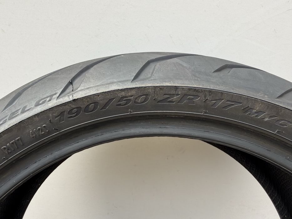 190/50/17 Pirelli Angle gt