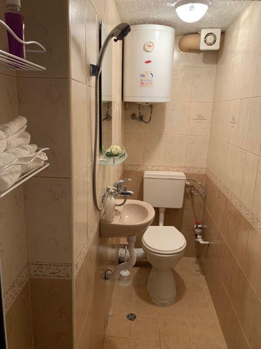 Дава се под наем Едностаен апартамент в Варна, Спортна зала - 25 кв.м за 300 € - Снимка #5