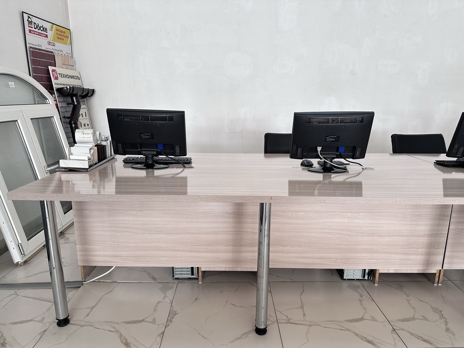 Стол  офисный. 2 шт бар