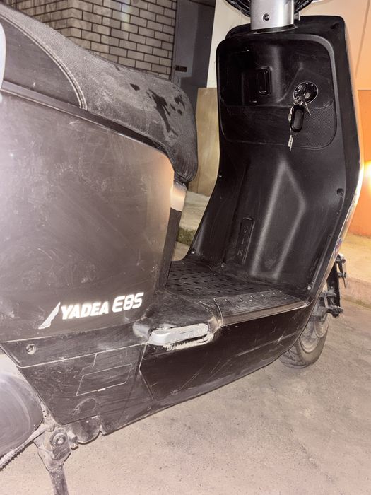 Электроскутер Yadea