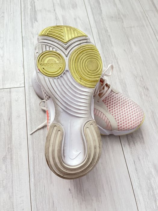 Nike originali SuperRep Go Light Zitron / Bright Mango