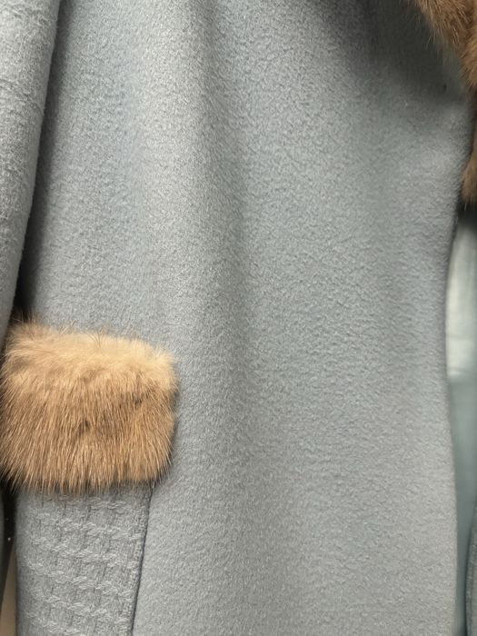 Пальто норка воротник