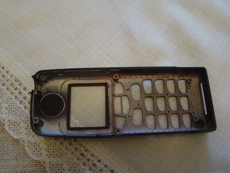 Нов , преден панел на Benefon Spica Gold