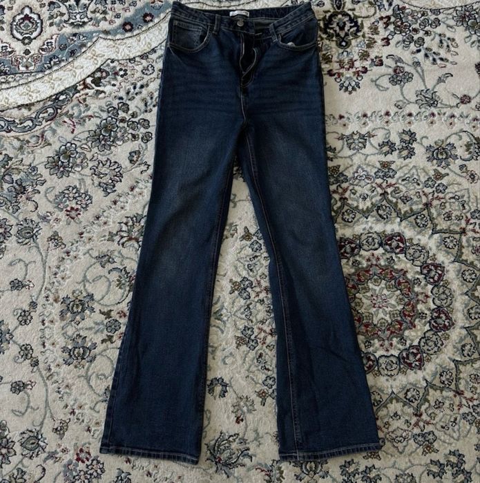 Продам джинсы состояние идеальное