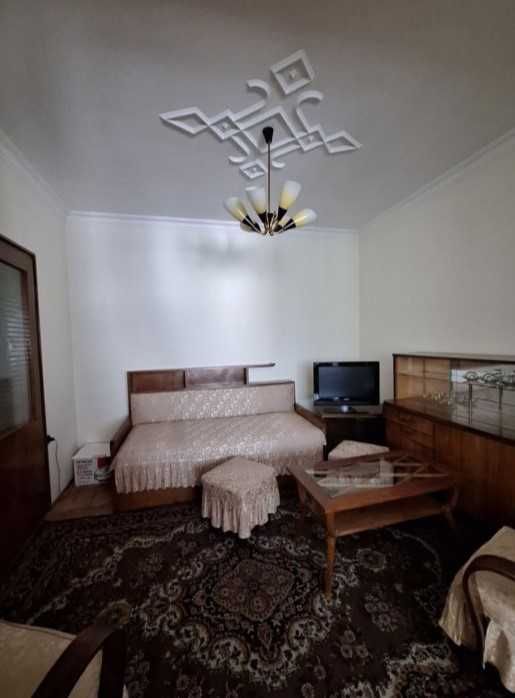 Дава се под наем Тристаен апартамент в София, Център - 75 кв.м за 600 € - Снимка #5