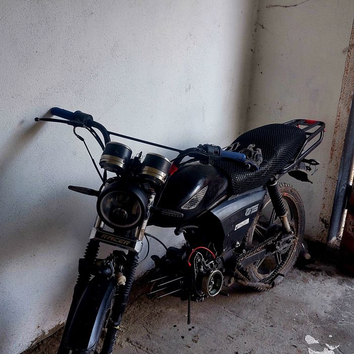 Мотоцикл рейсер 110