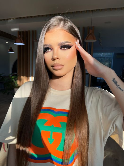 Predau cursuri makeup