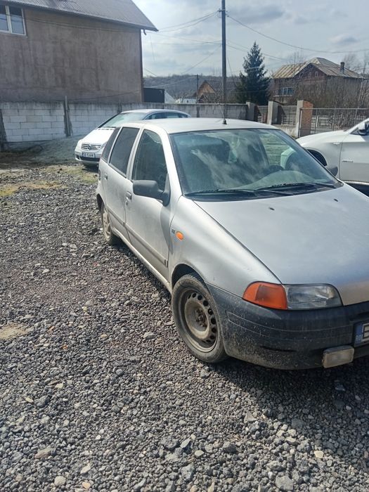 vand fiat punto 1.2 benzina acte valabile asigurare pe un an!!
