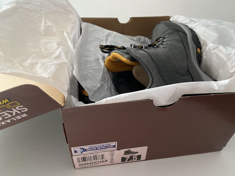 Ghete de iarna, Skechers, noi, 41,5, băieți