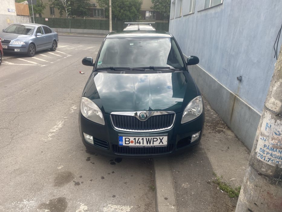 Vand scoda FABIA an 2009 primul propietar  motorul primu 14 e in stare buna