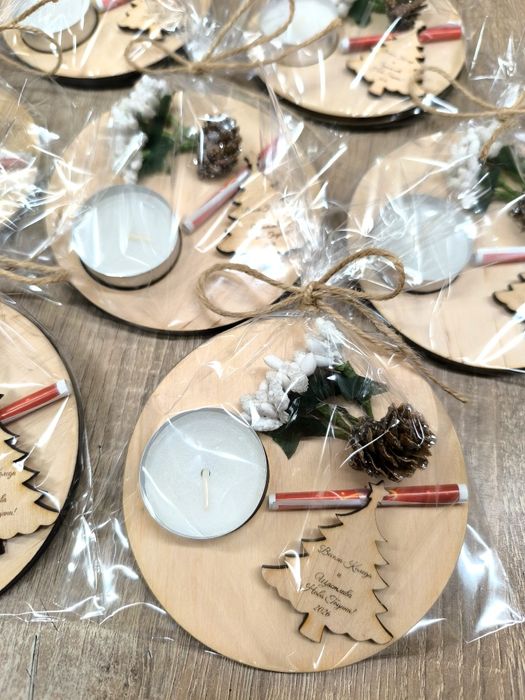 Коледни подаръчета за всеки с пожелание