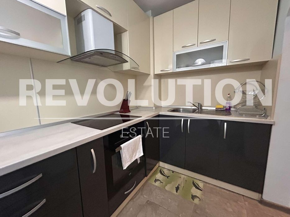 Дава се под наем Тристаен апартамент в Варна, Център - 90 кв.м за 650 € - Снимка #5