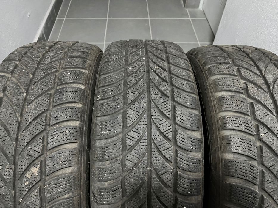 3 зимни гуми 205/55/16