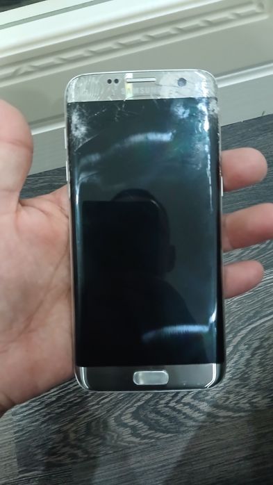 Продам Samsung s7 edge