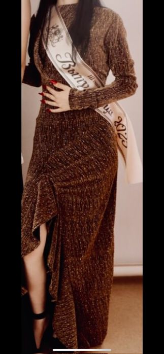 Продам платье вечерние