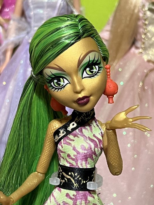 Кукла Monster High Jinafire Long New Scaremester