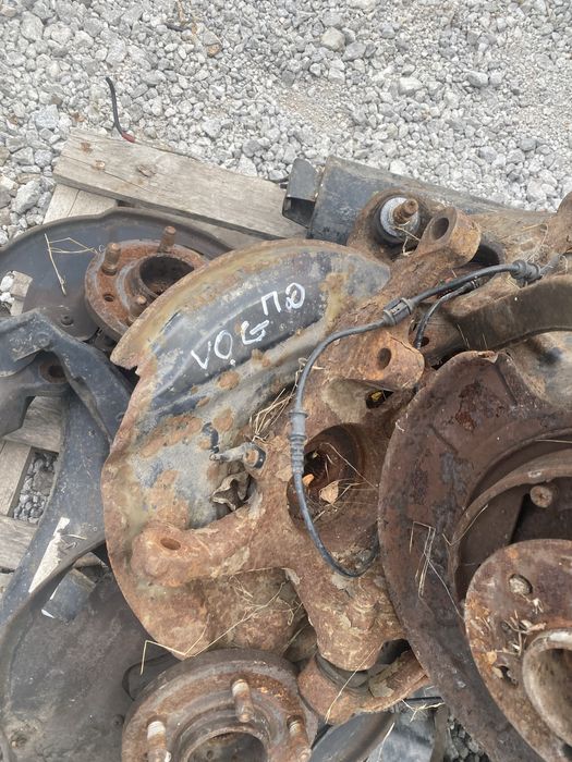 Лагер главини Mercedes и Range Rover