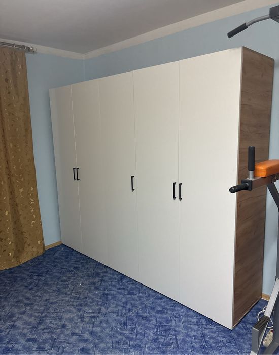 Сборщик мебели