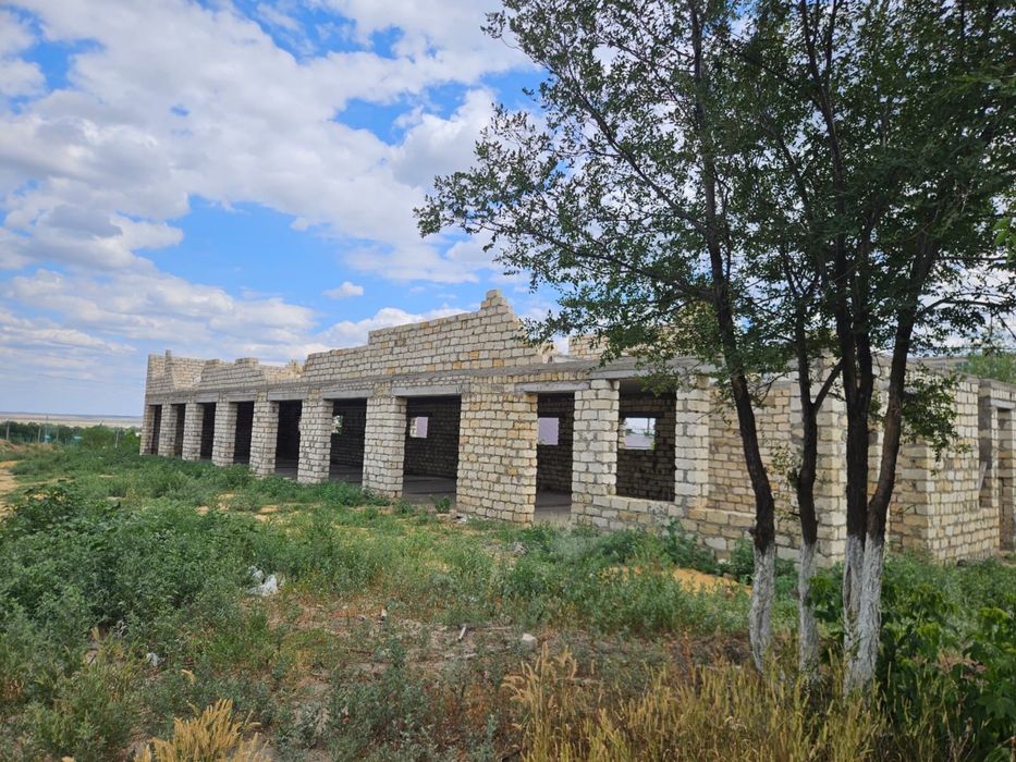 Продам два здания на одном участке