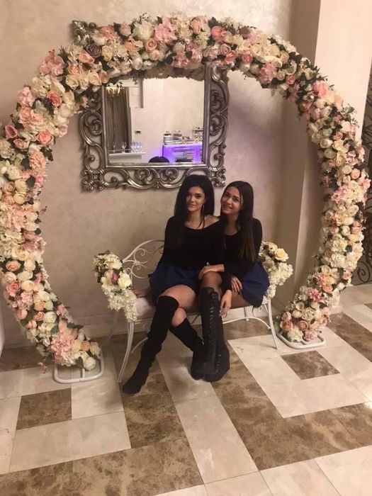 Hostess / hostes evenimente nunti botezuri petreceri/ primire invitati