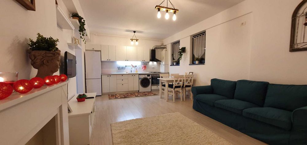 Inchiriez 2 camere Uverturii Residence