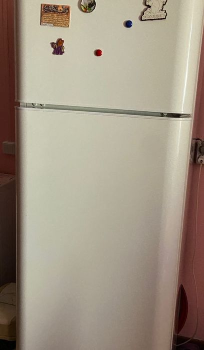 Продам холодильник