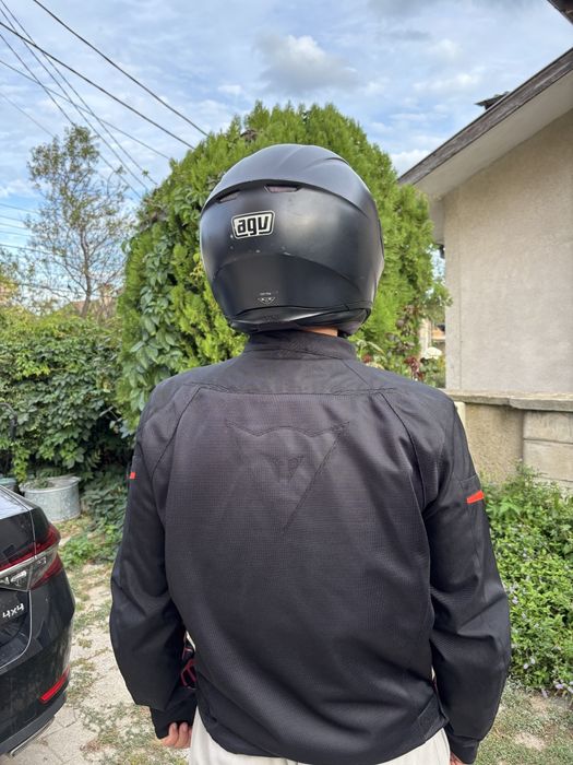 Лятно перфорирано яке Dainese. L размер