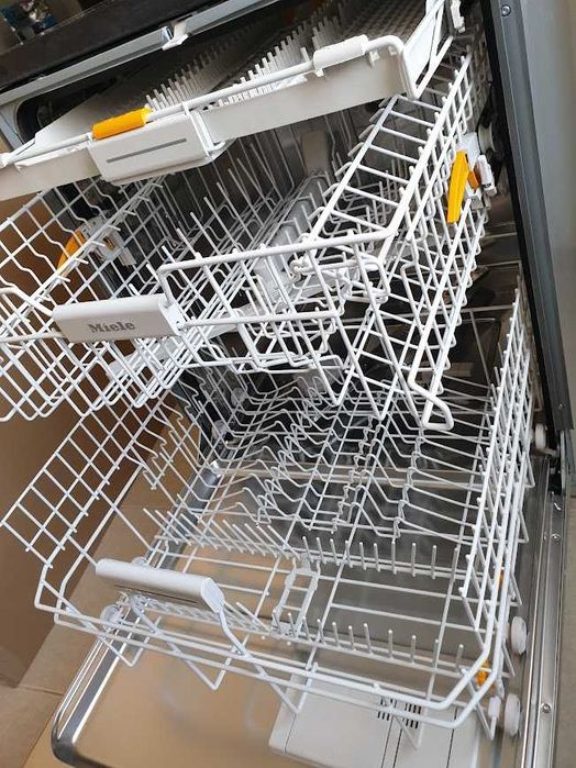 Miele - Auto Open - QuickPowerWash - Съдомиялна - Пълно Вграждане 60см