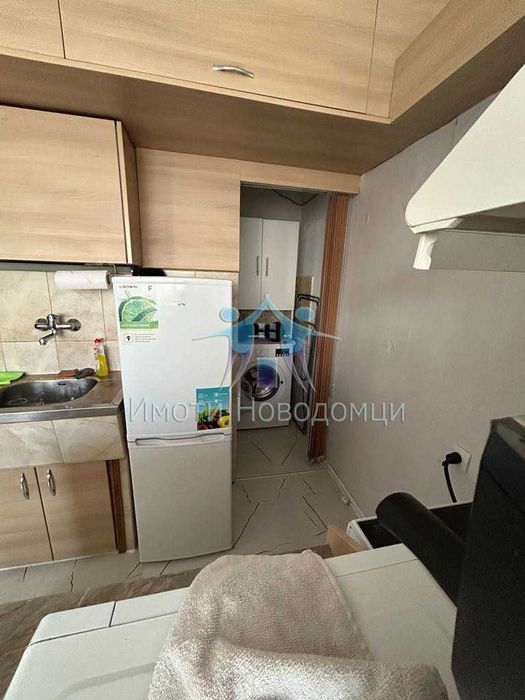 Дава се под наем Двустаен апартамент в Шумен, Пазара - 60 кв.м за 306 € - Снимка #4