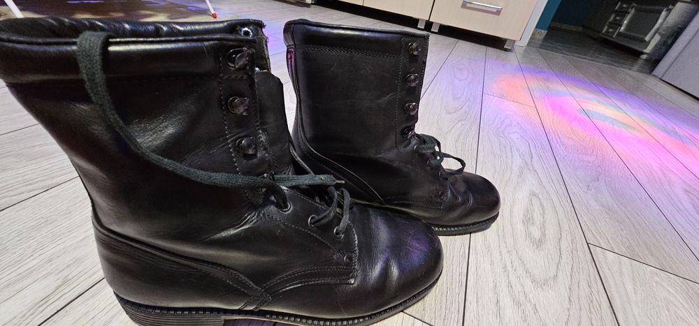 Обувки втора употреба