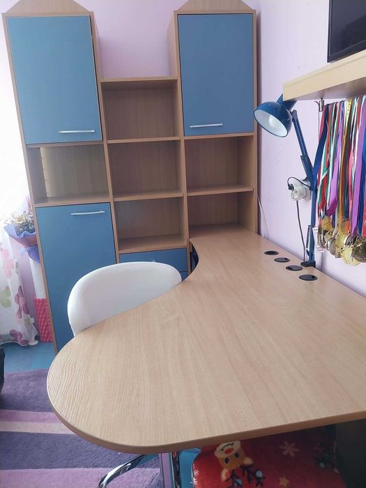 Продавам детско обзавеждане