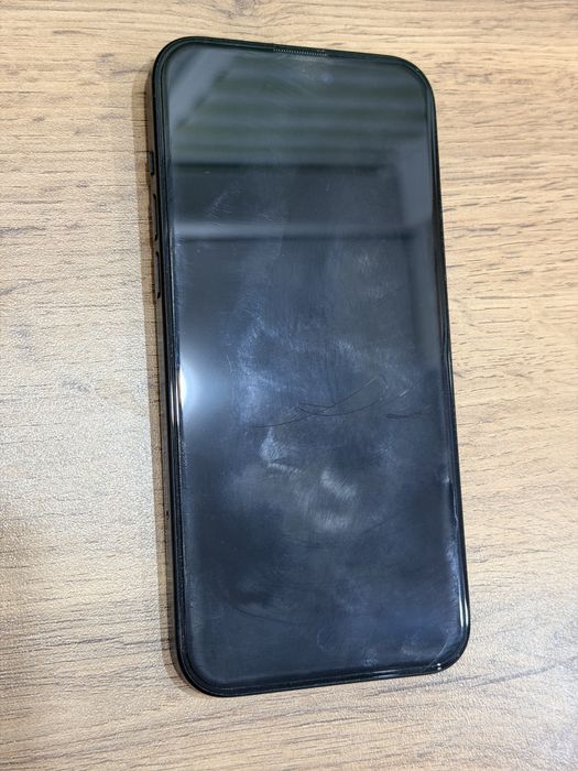Iphone 15 plus в идеальном состоянии