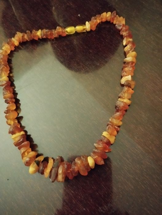 Продам бусы из янтаря