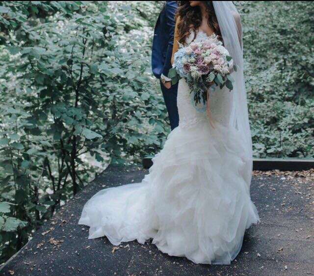 Rochie mireasa Pronovias