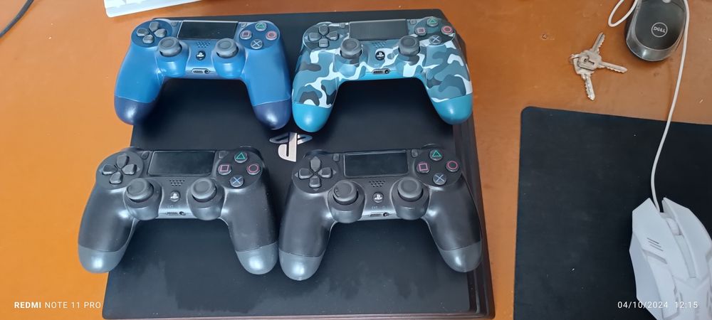 Playstation 4 PRO 1TB Sotiladi