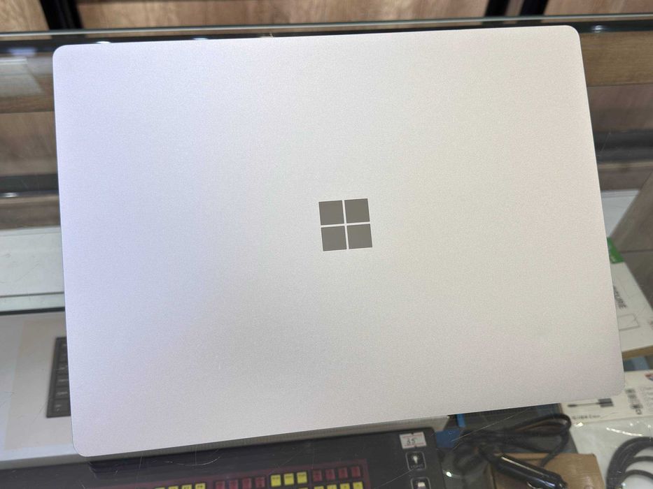 MICROSOFT SURFACE LAPTOP 4 Ryzen 5 4680U ram 16 ssd 256