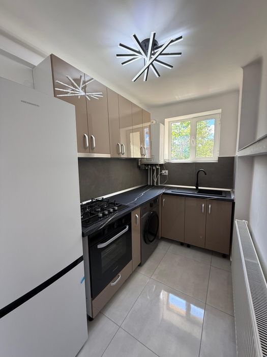 Apartament renovat nou
