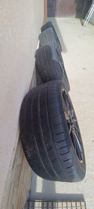 Jante + Cauciucuri/Set 4 jante Audi originale R18+ anvelope 245/40 R18