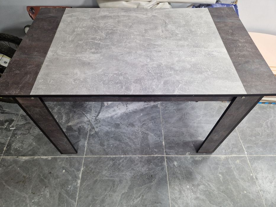 Продам Кухонный стол