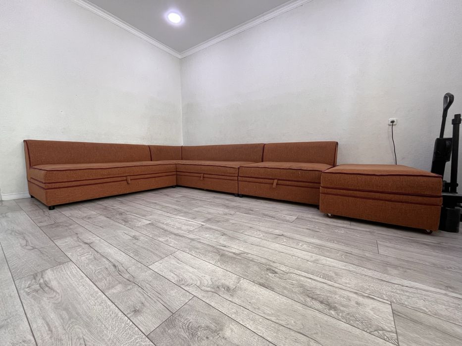 Угловой диван очень хороший