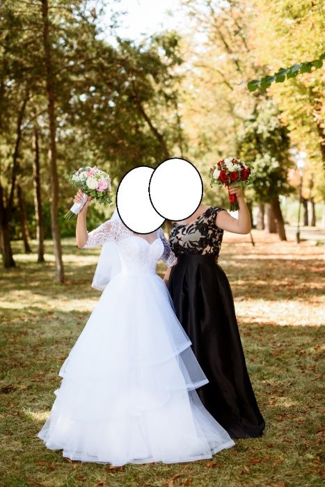 Vand rochie seara marime 38