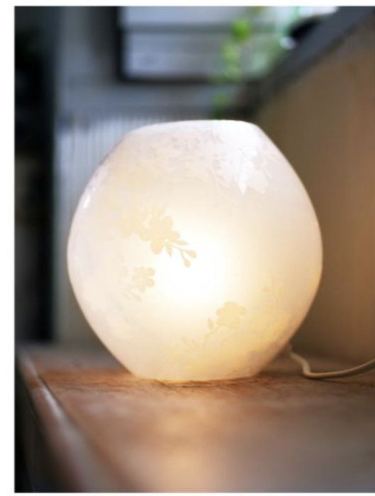 KNUBBIG нощна лампа/ настолна лампа Ikea
настолна лампа 18см, черешови